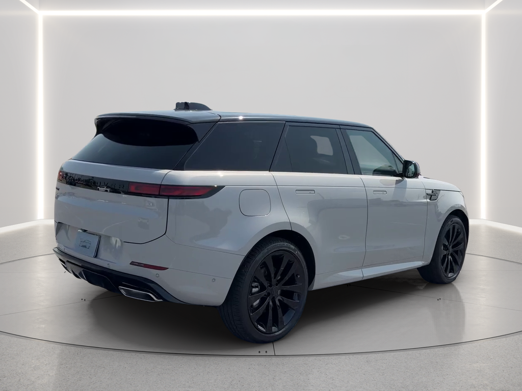 New 2026 Borasco Grey Land Rover Dynamic SE image 5
