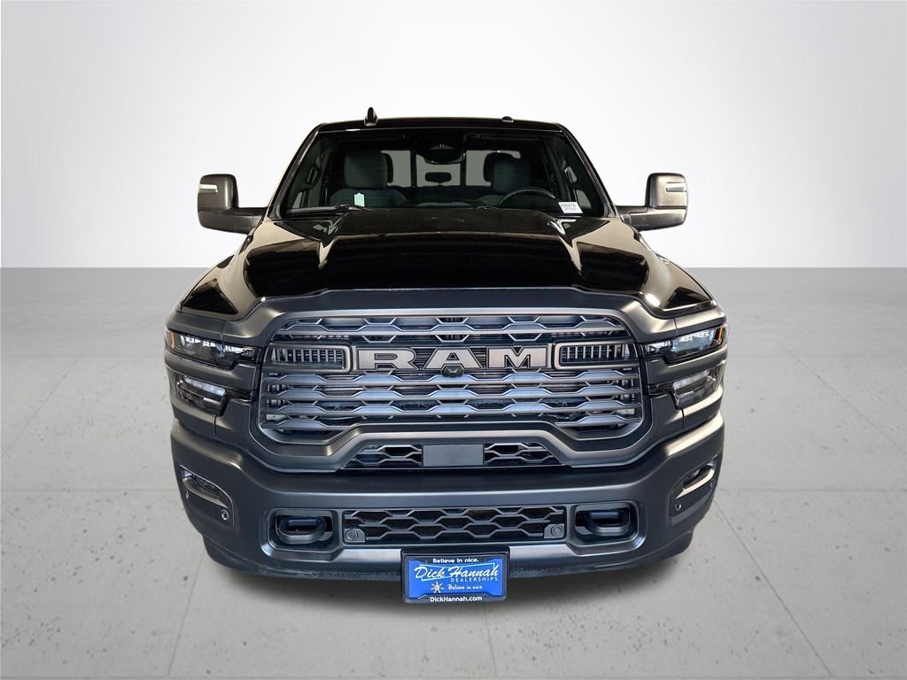 New 2026 Diamond Black Crystal Pearl-Coat Exterior Paint RAM Tradesman image 3