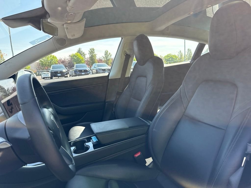 Used 2020 Pearl White Multi-Coat Tesla Long Range image 8