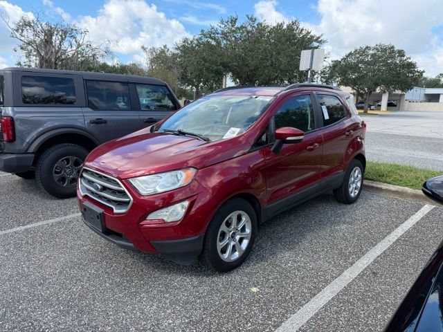 Used 2020 Ruby Red Metallic Ford SE image 1
