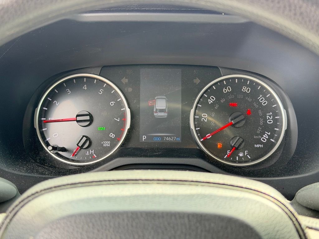 Used 2022 Gray Toyota LE image 17