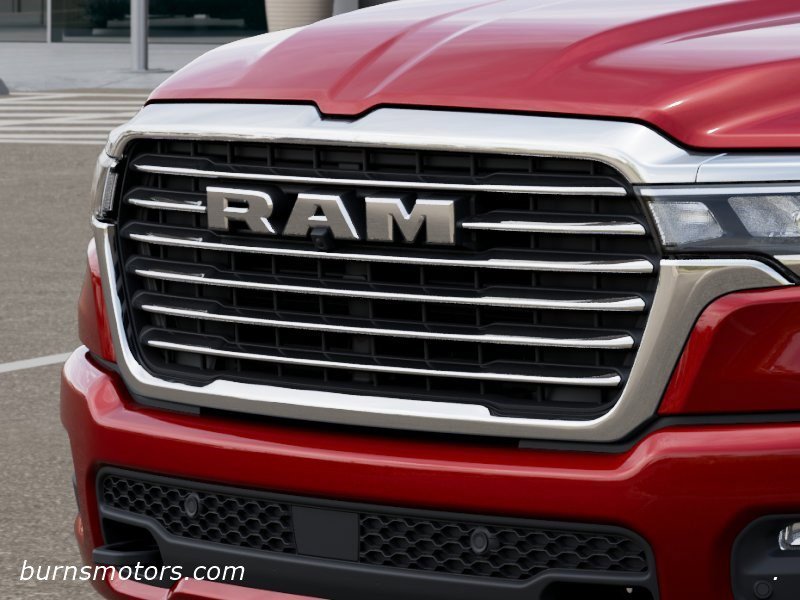 New 2026 Molten Red Pearl-Coat Exterior Paint RAM Laramie Southwest Edition image 11