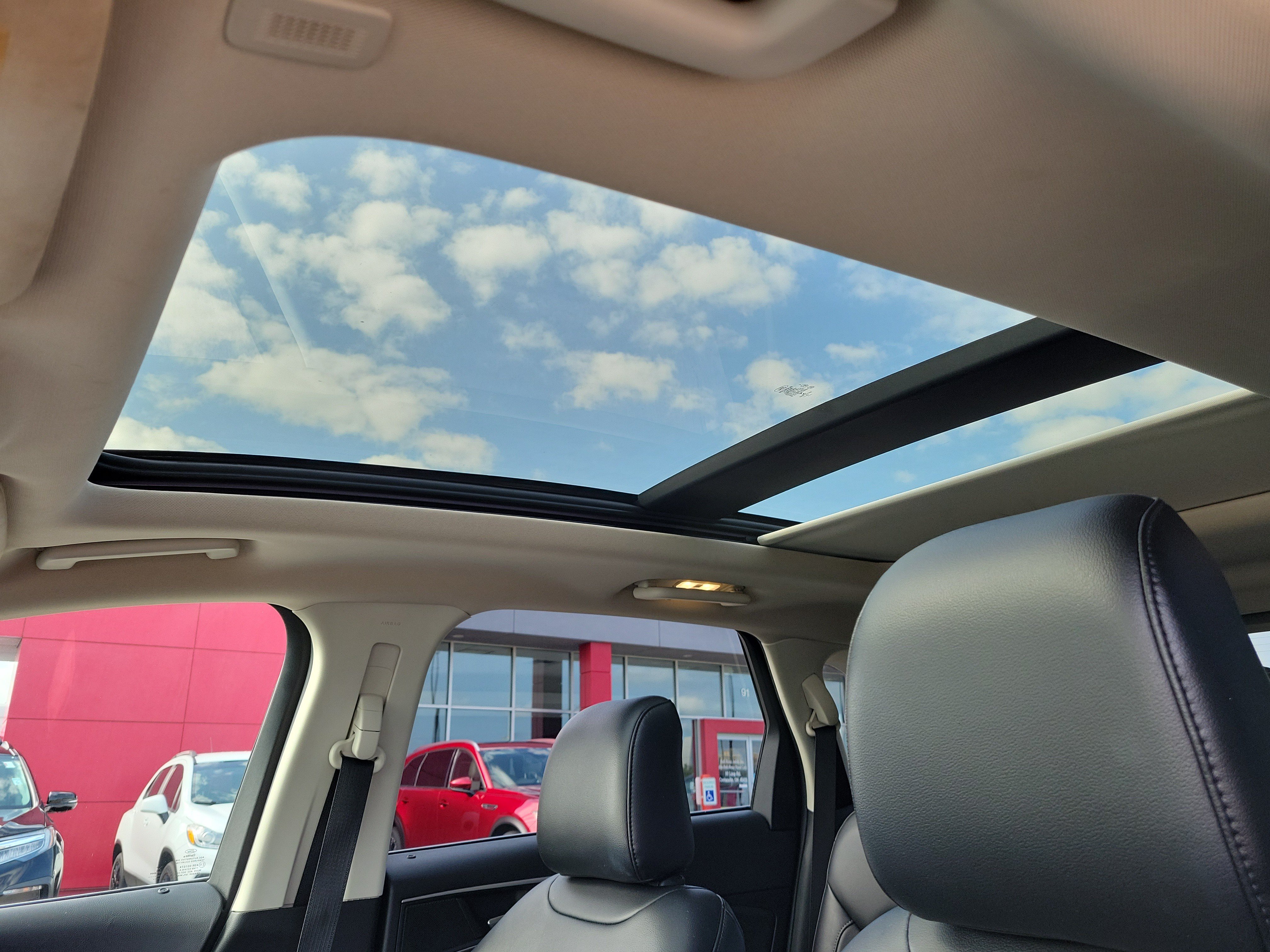 Used 2020 Gray Ford SEL image 34
