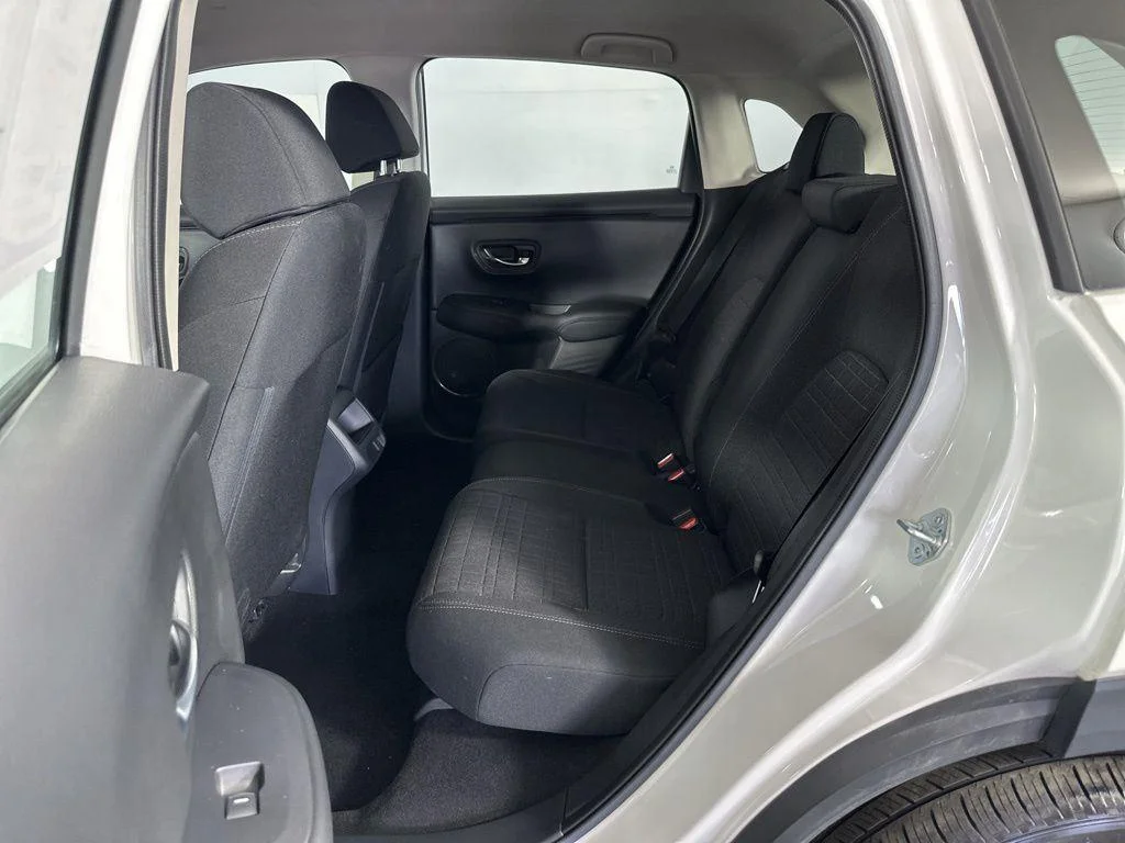 Used 2024 Platinum White Pearl Honda LX image 26
