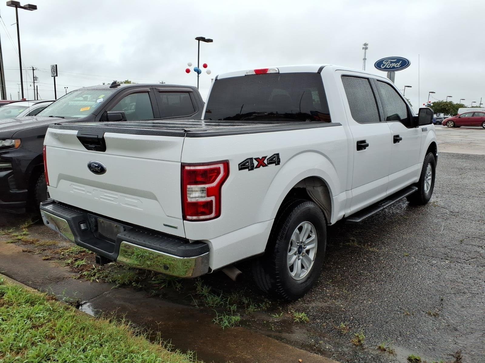 Used 2018 Oxford White Ford XLT image 6