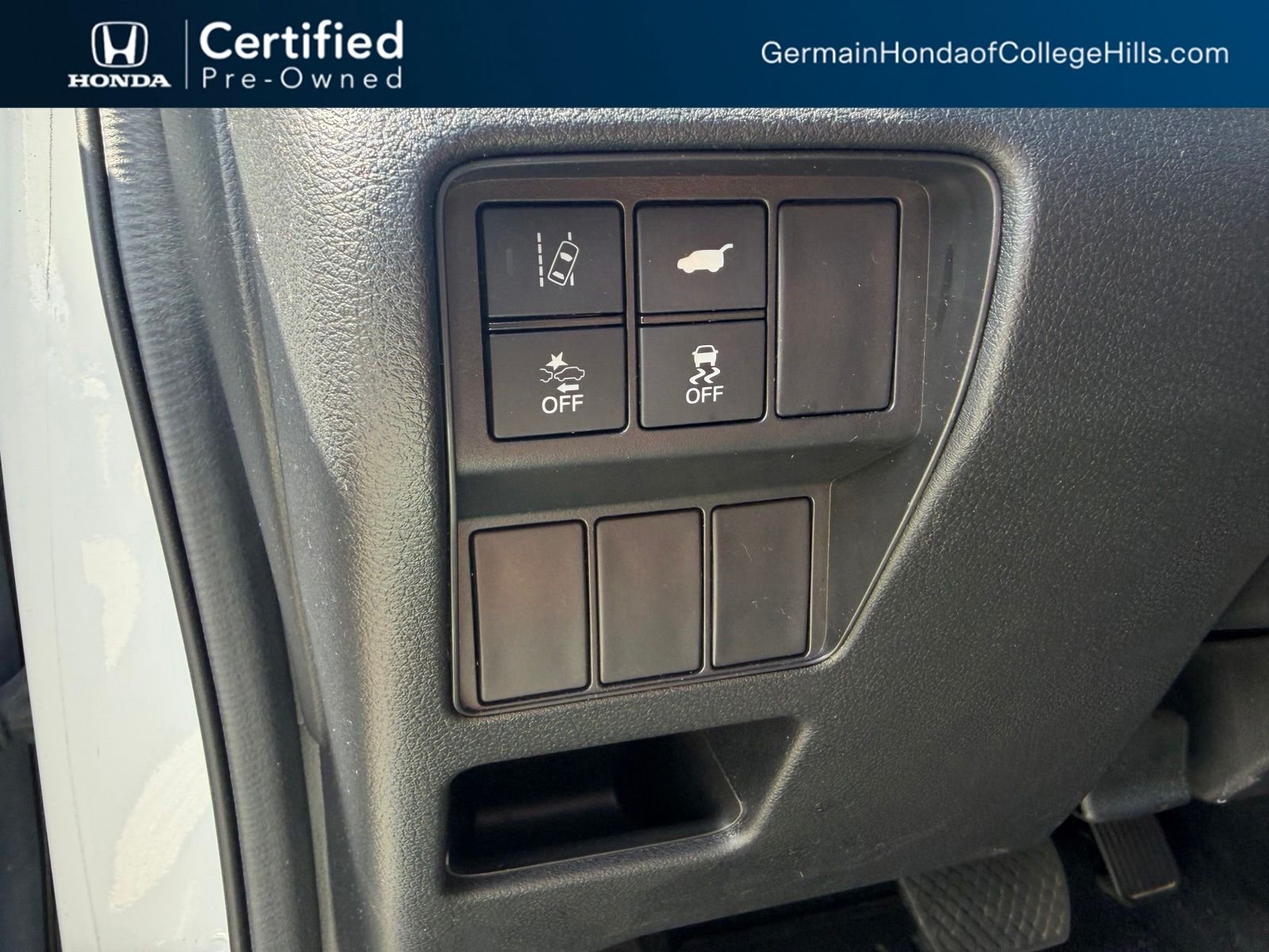 Certified Used 2021 Platinum White Pearl Honda AWD TOURING image 18