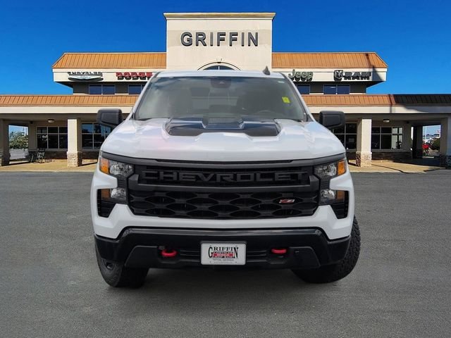 Used 2022 White Chevrolet Custom Trail Boss image 12