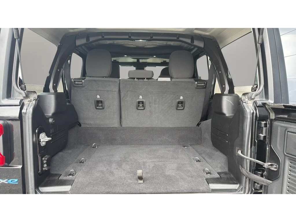 Used 2025 Black Jeep Rubicon image 12