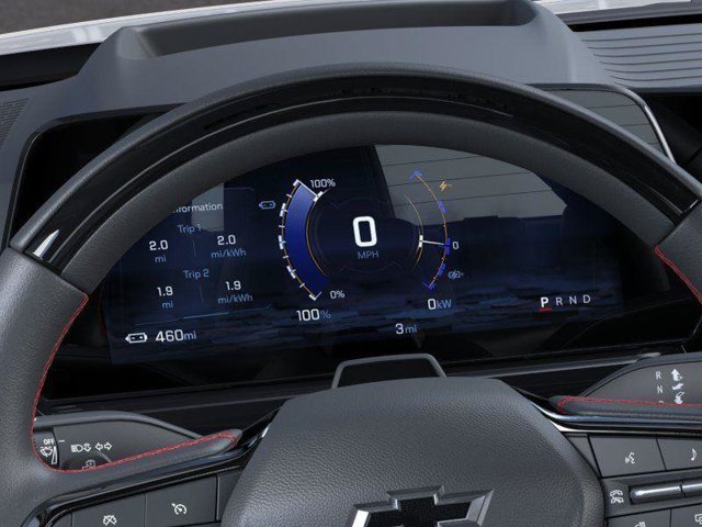 New 2025 Summit White Chevrolet RST - Max Range image 18