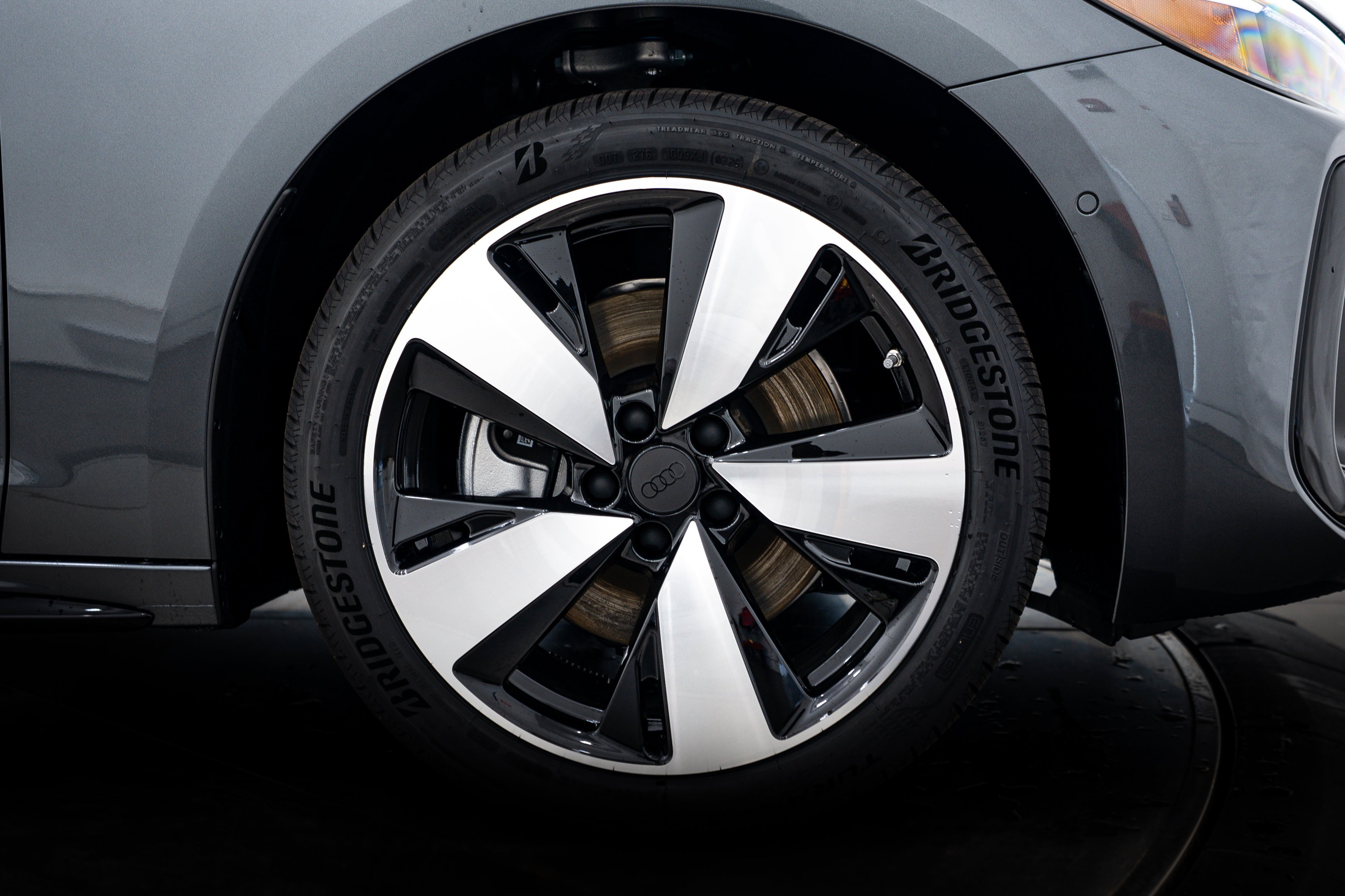New 2026 Daytona Gray Audi Premium image 21