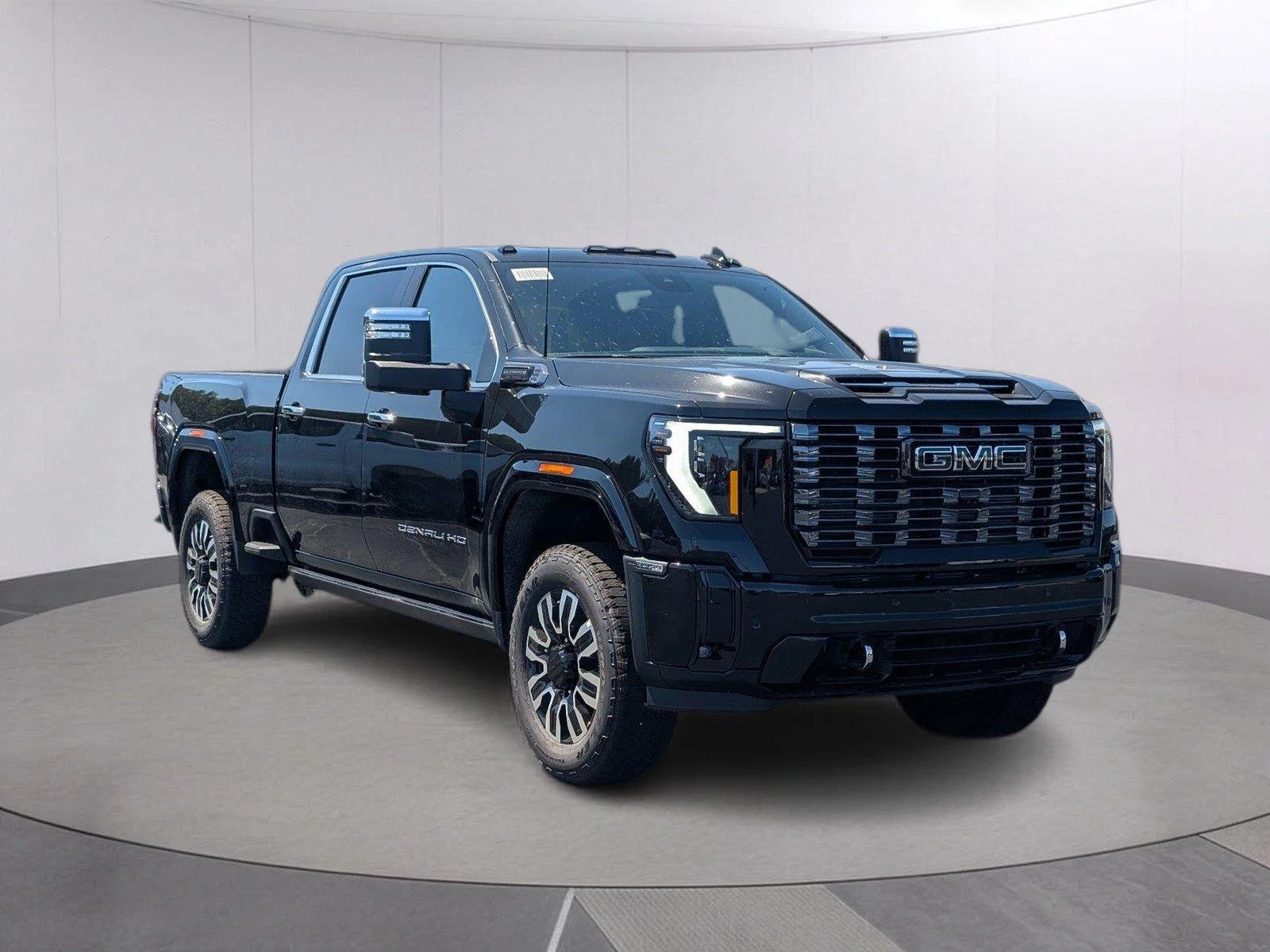 New 2026 Onyx Black GMC Denali Ultimate image 9