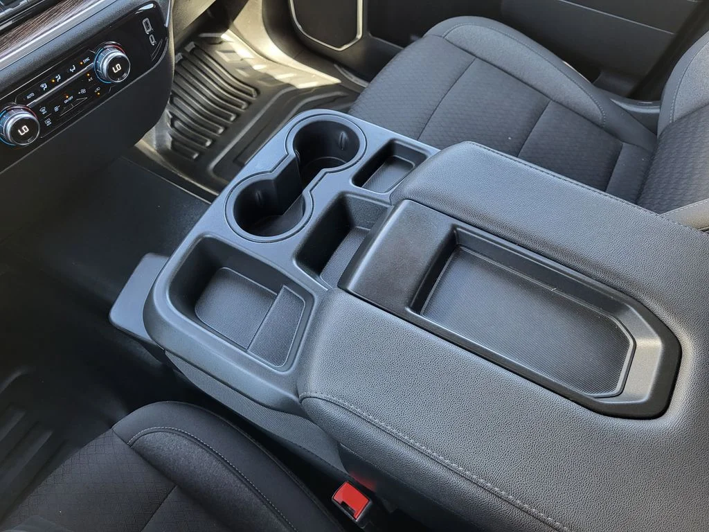 Used 2024 Summit White GMC SLE image 16