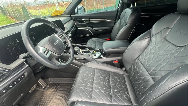 Certified Used 2024 White Kia SX X-Line image 25