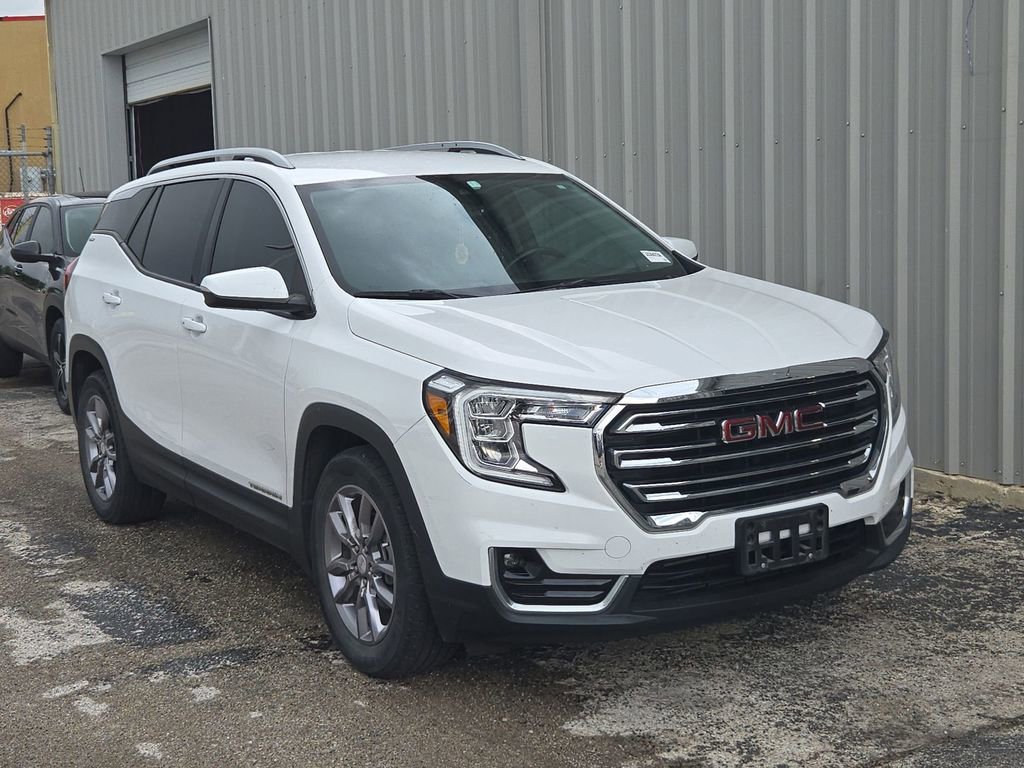 2022 GMC Terrain SLT FWD's photo
