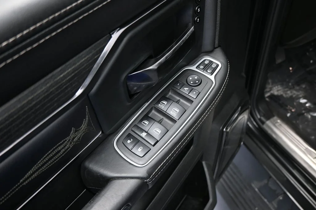 Used 2023 Diamond Black Crystal Pearlcoat Ram Limited image 13