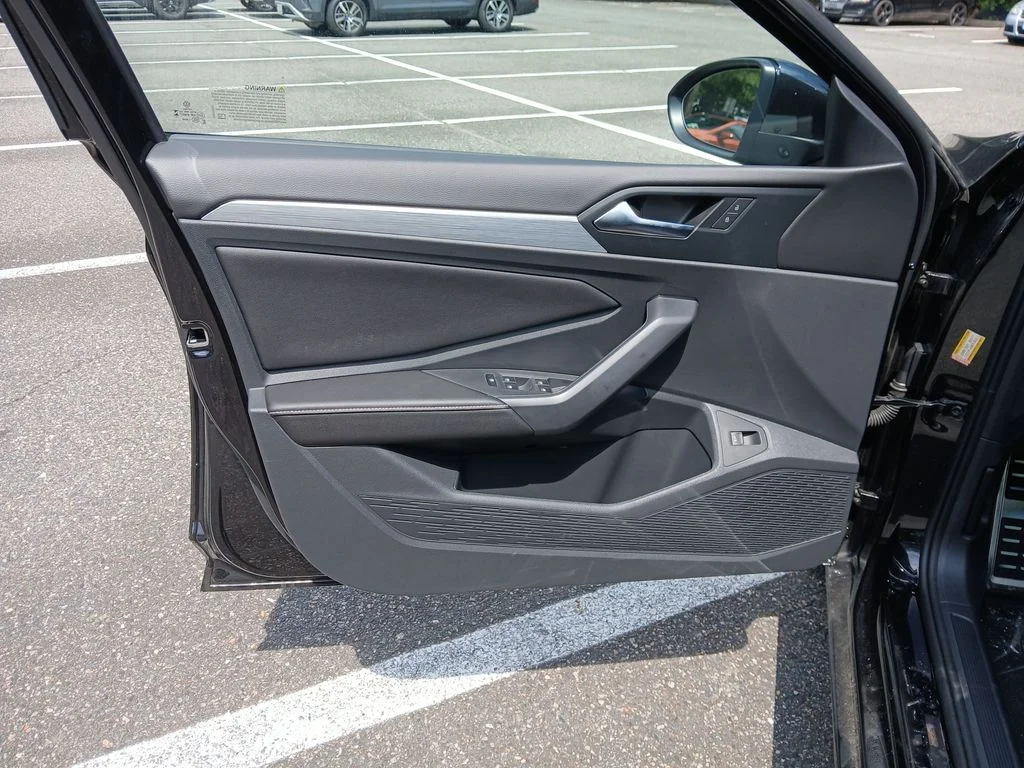 New 2026 Black Volkswagen 1.5T Sport image 10