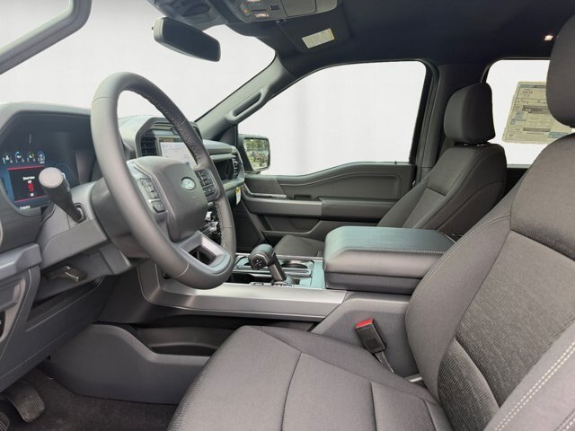 New 2026 Carbonized Gray Metallic Ford XLT image 11