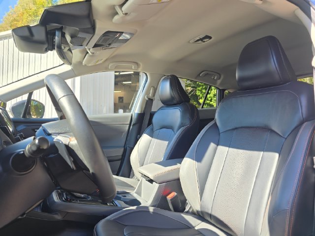 Used 2025 Ice Silver Metallic Subaru Limited image 20
