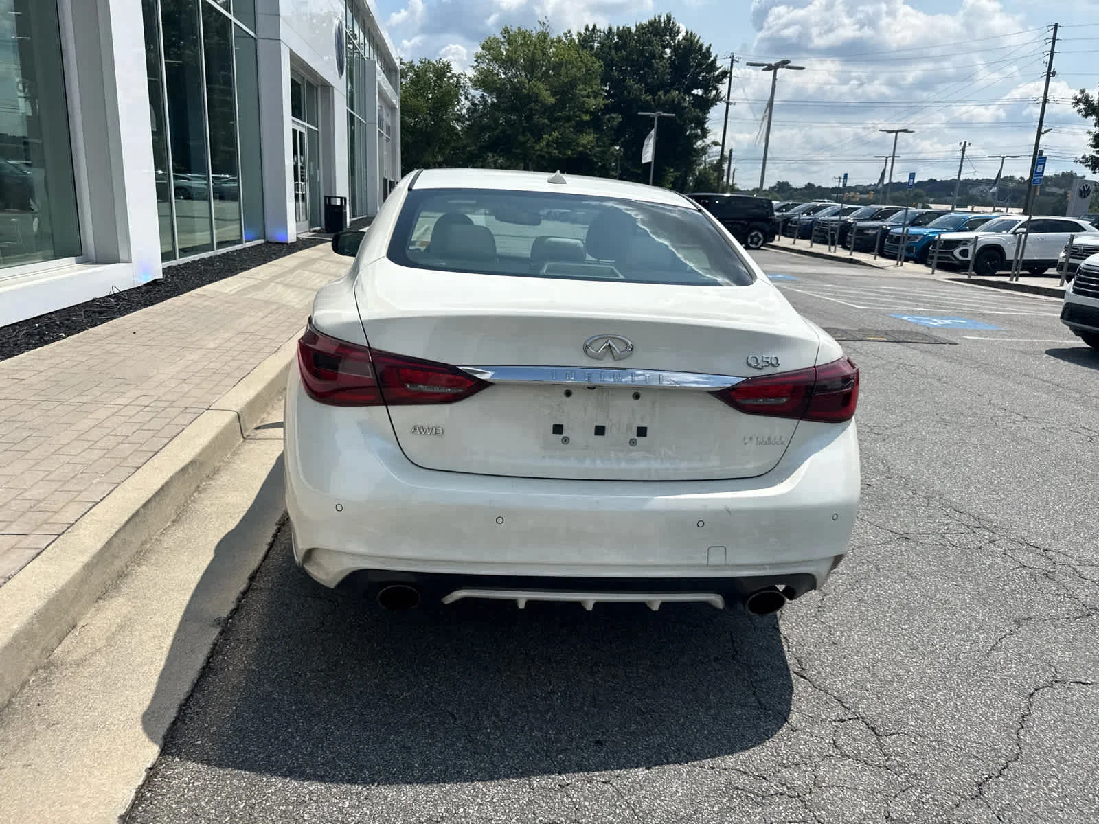 Used 2021 Majestic White INFINITI 3.0t SENSORY image 6