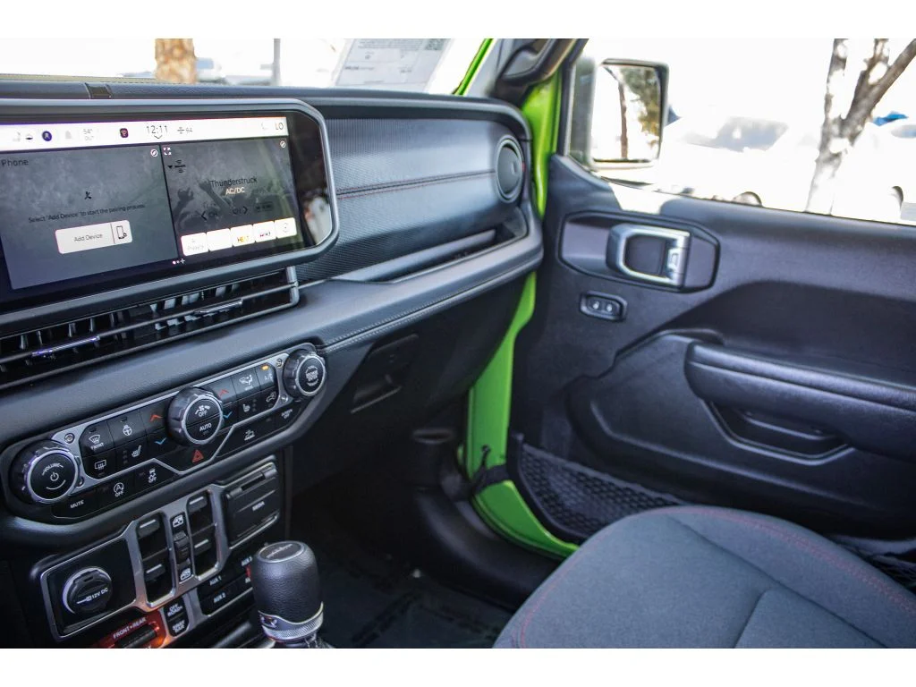 Used 2025 Mojito Jeep Rubicon image 34