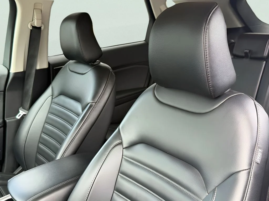 Used 2024 White Ford SEL image 28