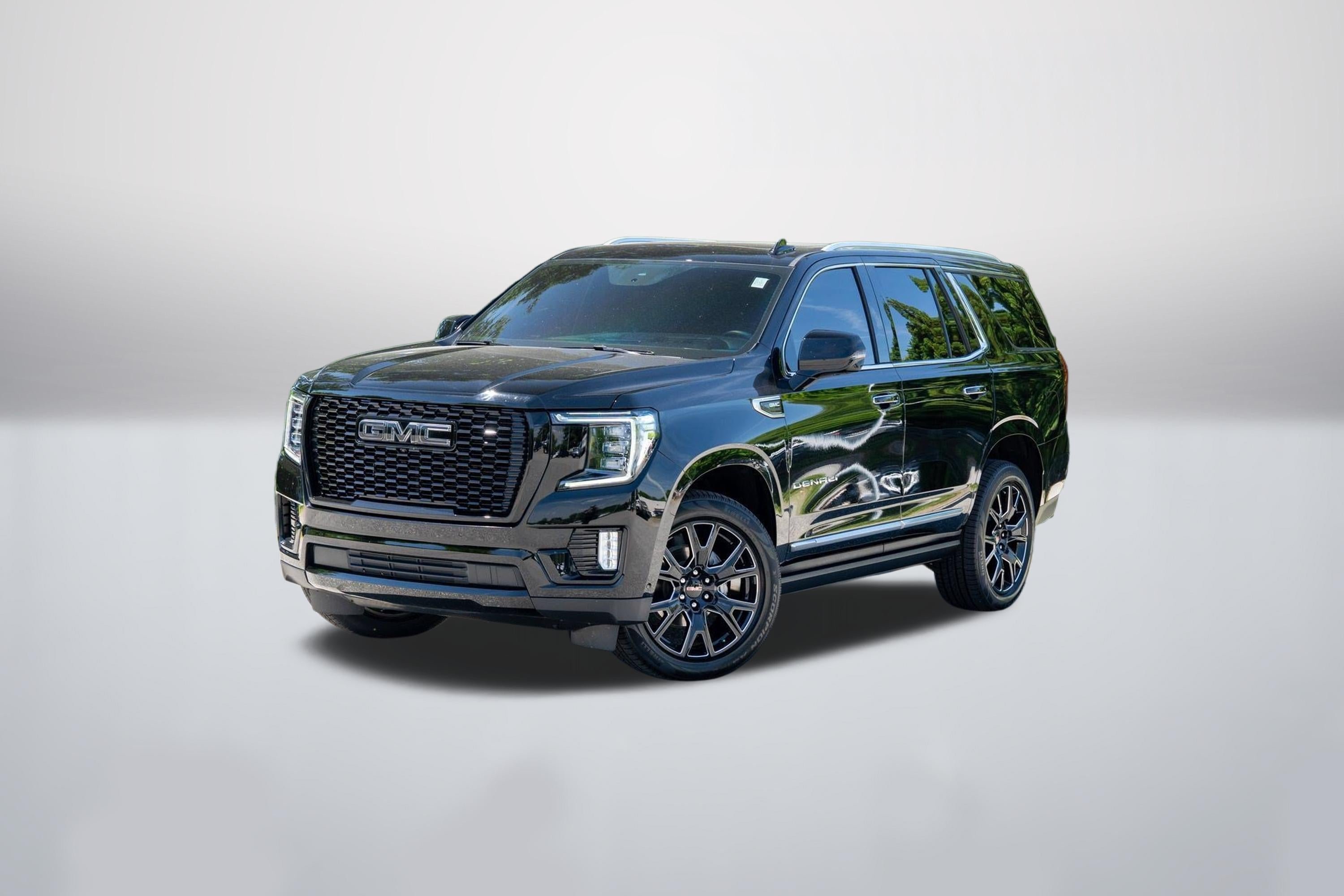 Used 2024 Onyx Black GMC Denali image 1