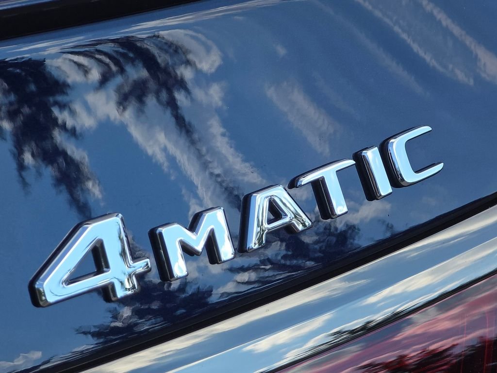 New 2027 Nautical Blue Metallic Mercedes-Benz E 350 image 6