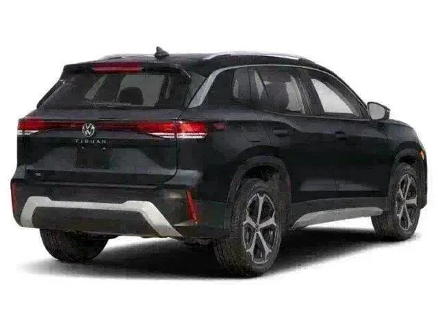 New 2026 Deep Black Pearl Volkswagen SE image 2