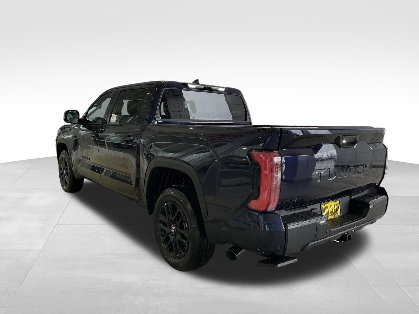 2026 Toyota Tundra Limited - Photo 6