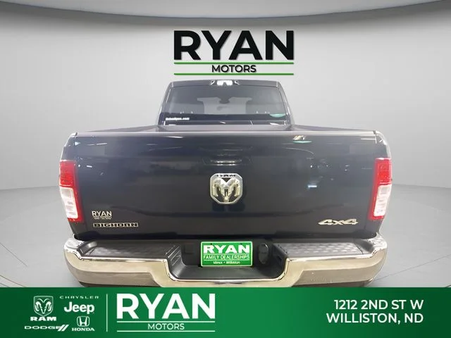 Used 2022 Diamond Black Ram Big Horn image 4