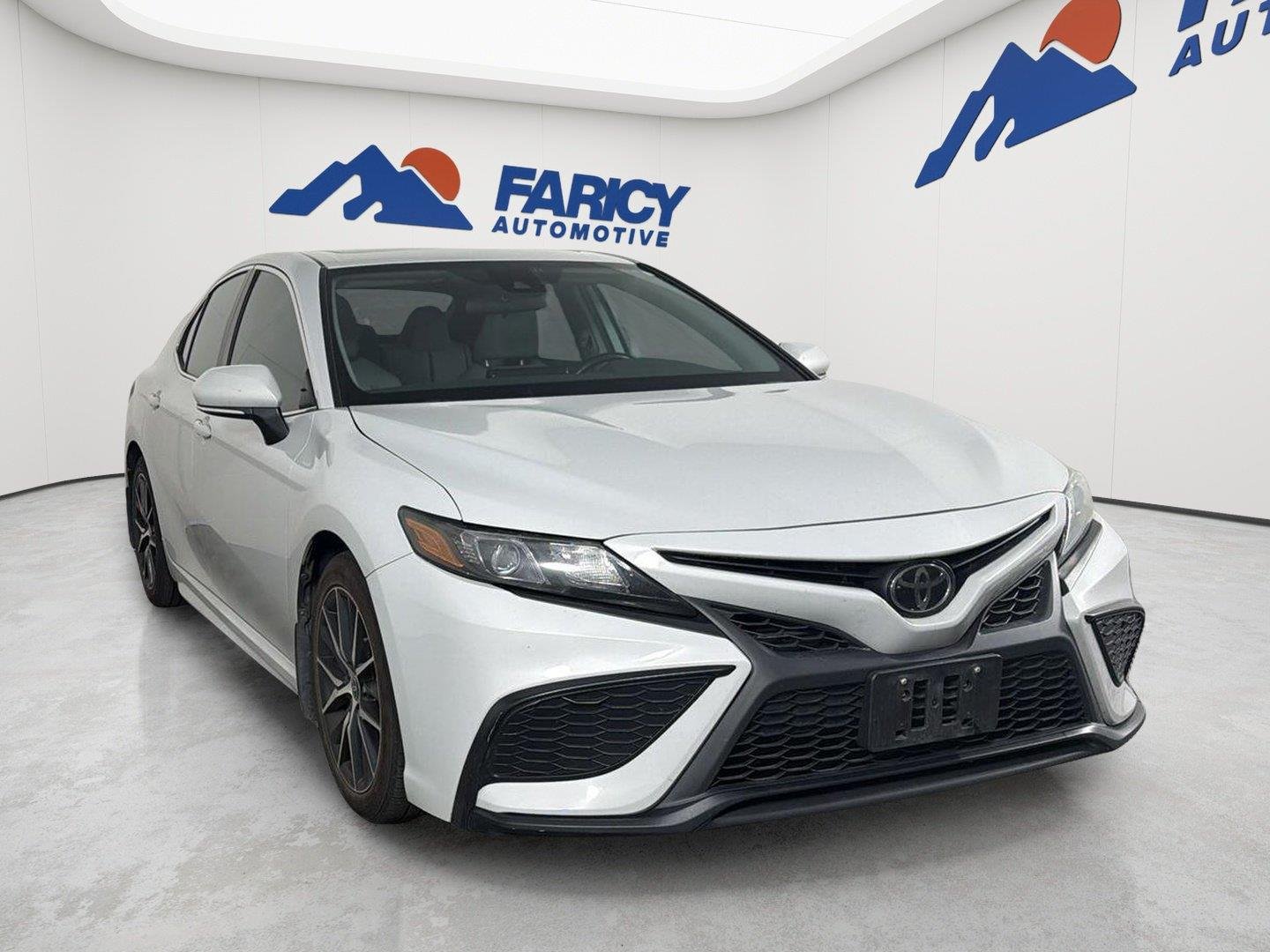 Used 2023 Ice Edge Toyota SE image 12
