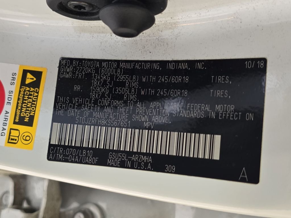 Used 2019 White Toyota XLE image 38