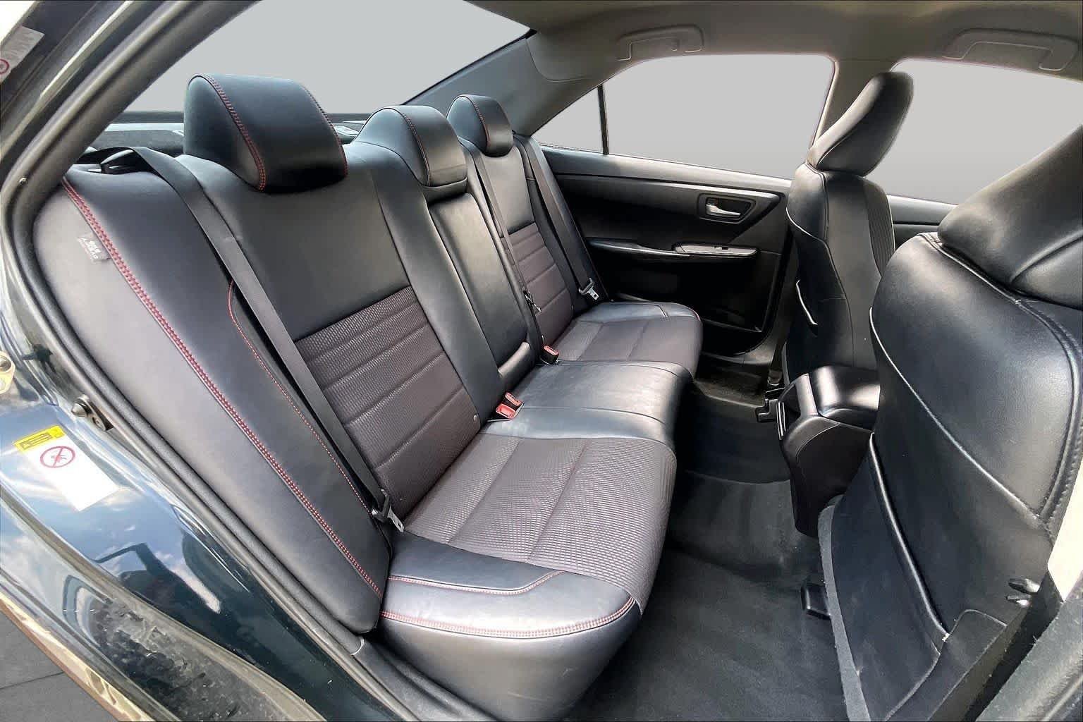 Used 2017 Cosmic Gray Mica Toyota SE image 18
