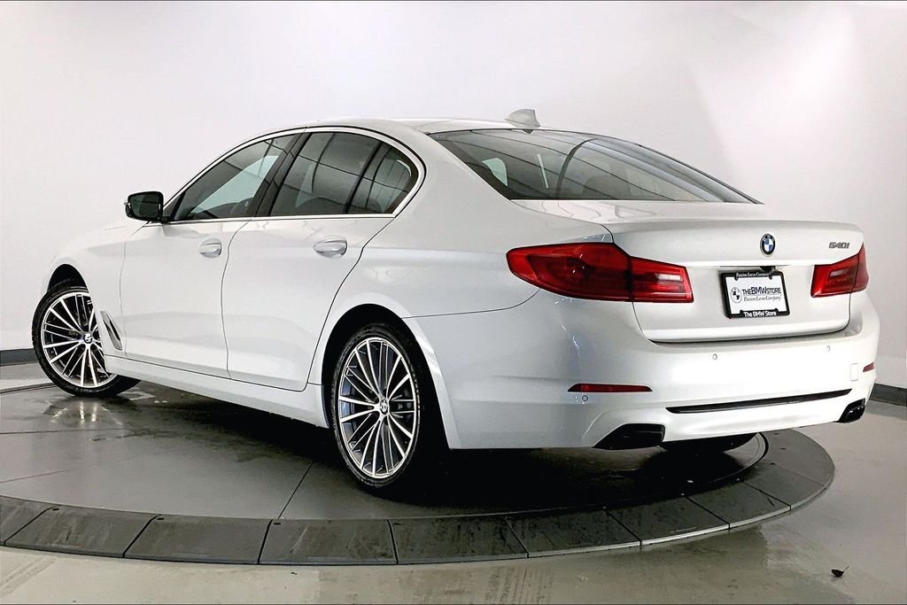 Used 2019 Mineral White Metallic BMW  image 10