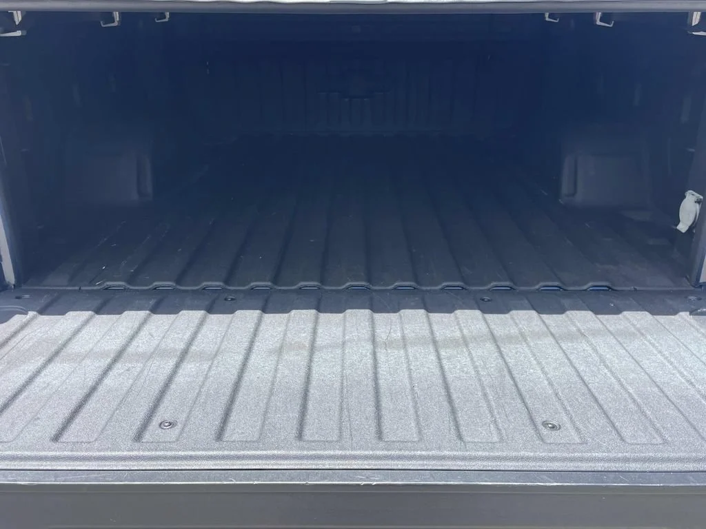 Used 2021 NORTHSKY BLUE METALLIC Chevrolet RST image 8