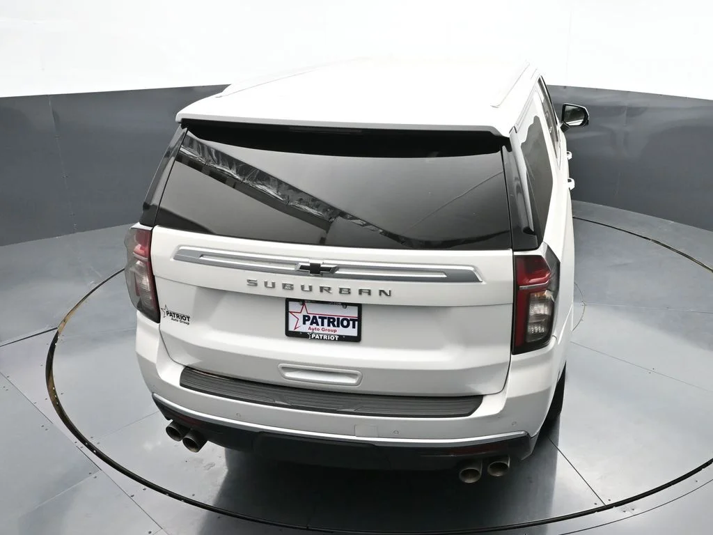 Used 2022 Beige Chevrolet High Country image 38