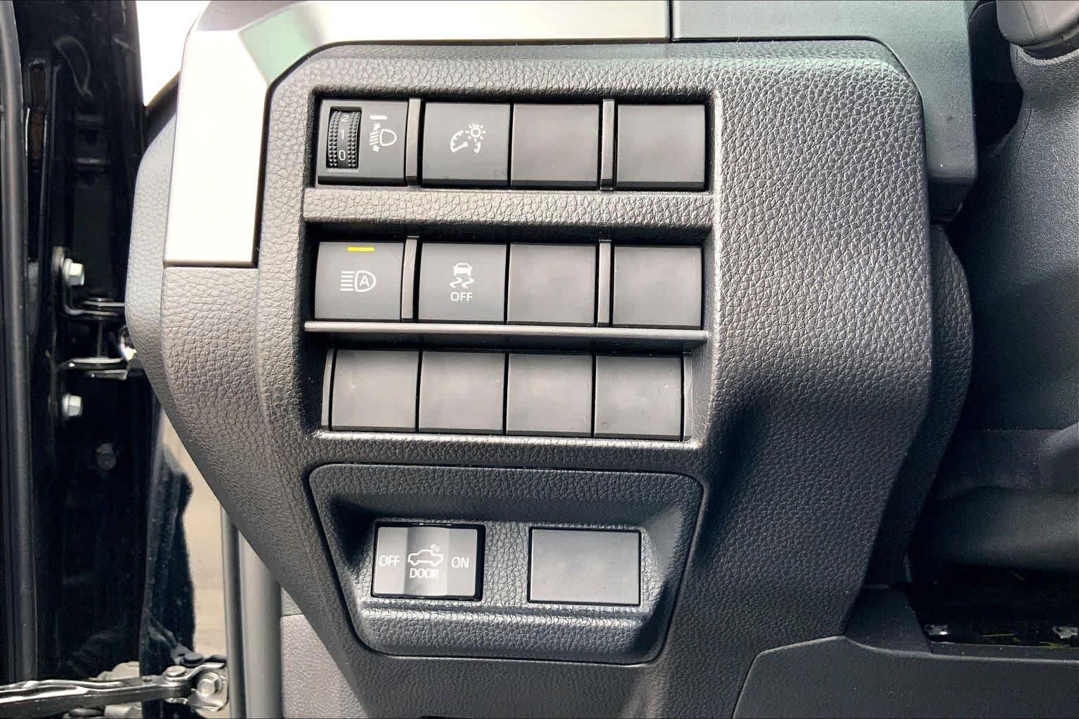 Used 2025 Black Toyota SR5 image 33