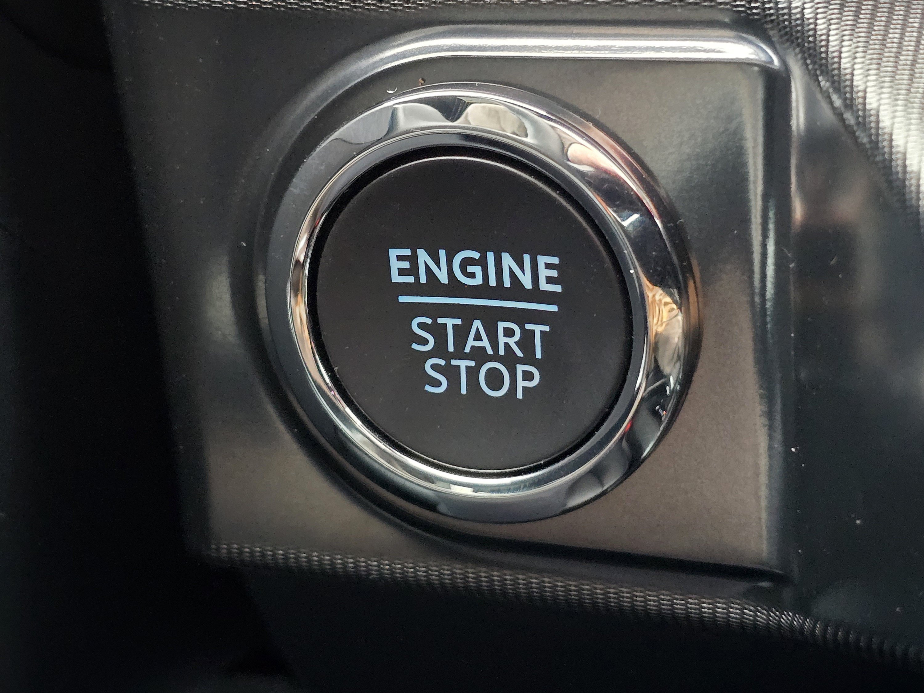 New 2026 Carbonized Gray Metallic Ford LARIAT image 16