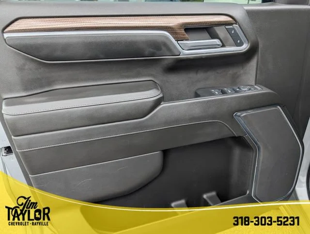 Used 2024 Sterling Gray Metallic Chevrolet LT Trail Boss image 19