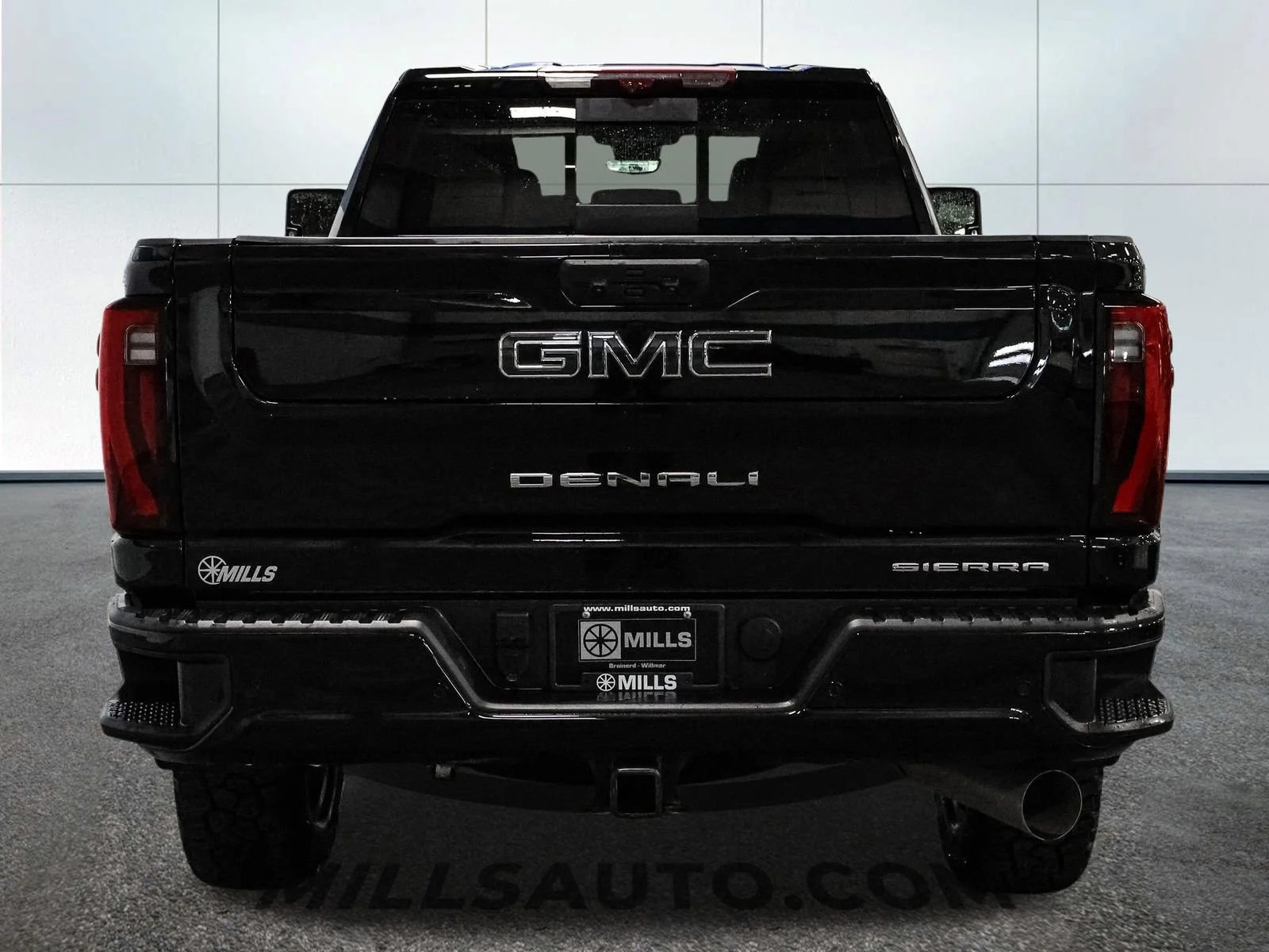 Certified Used 2025 Onyx Black GMC Denali Ultimate image 6