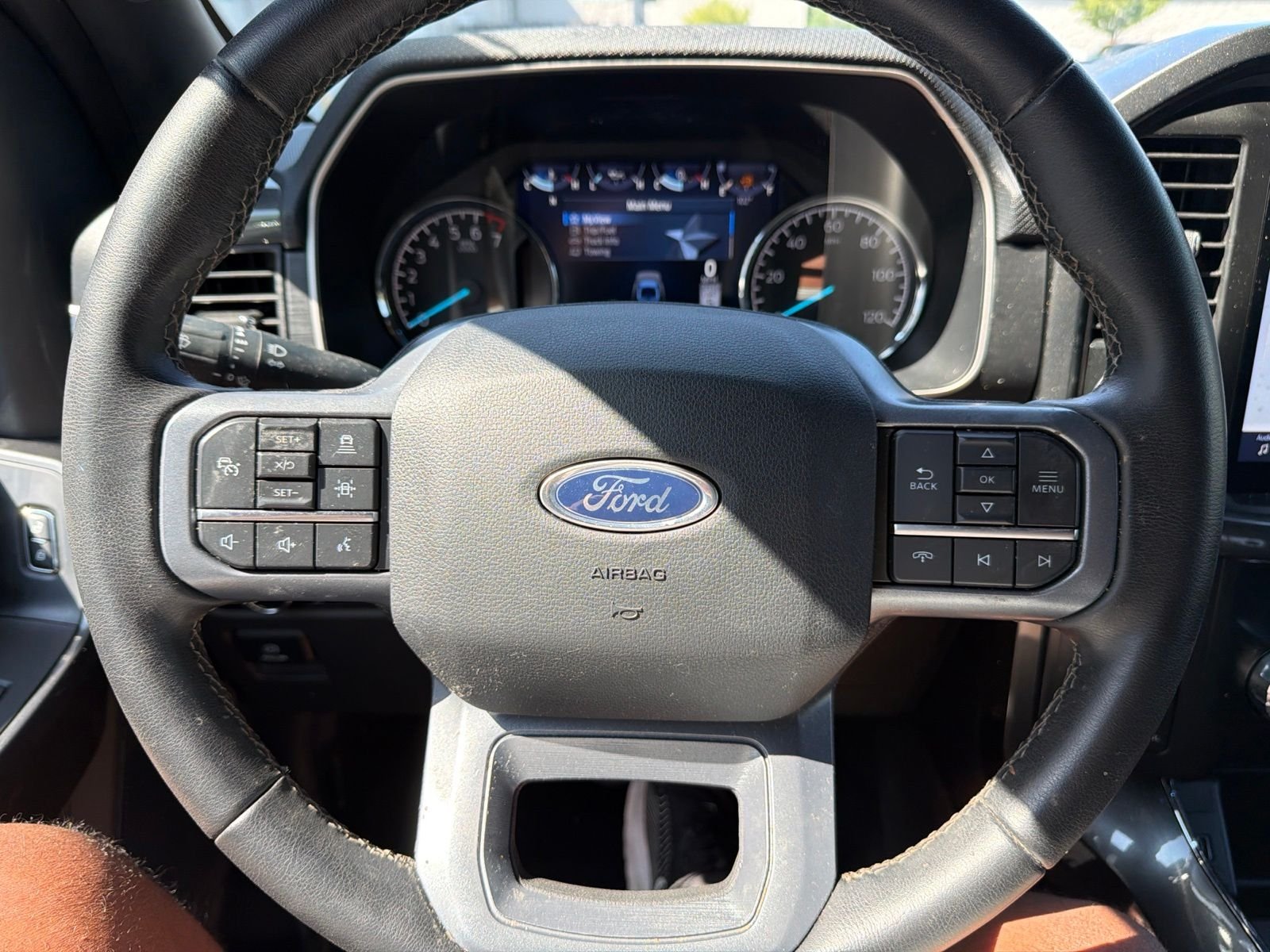 Used 2023 Silver Ford XLT image 31