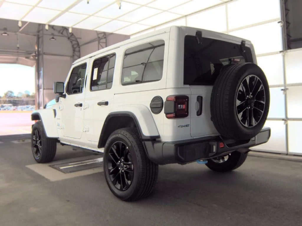 Used 2024 White Jeep Sahara 4xe image 4