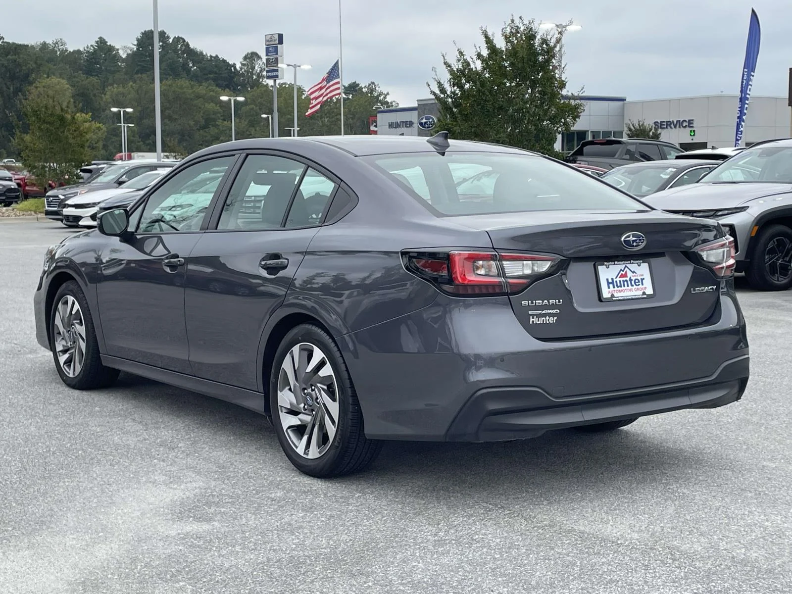 Used 2025 Magnetite Gray Metallic Subaru Limited image 25