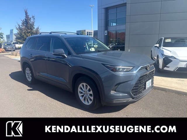 Used 2024 White Toyota XLE image 1