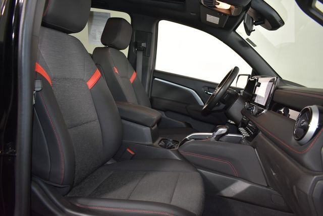 2023 Chevrolet Colorado Z71 - Photo 12