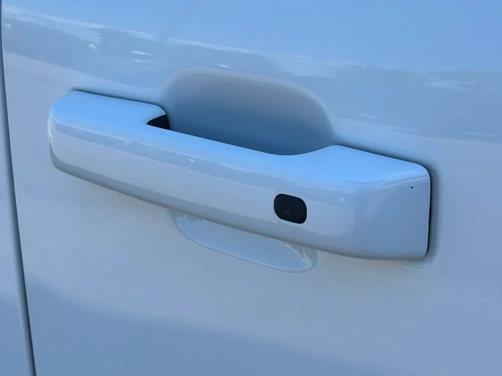 Used 2021 White Ford Lariat image 42