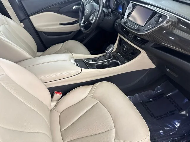 Used 2019 Red Buick Essence image 25