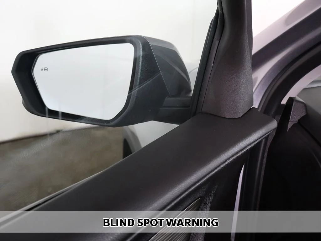 Used 2023 Silver GMC SLE image 4