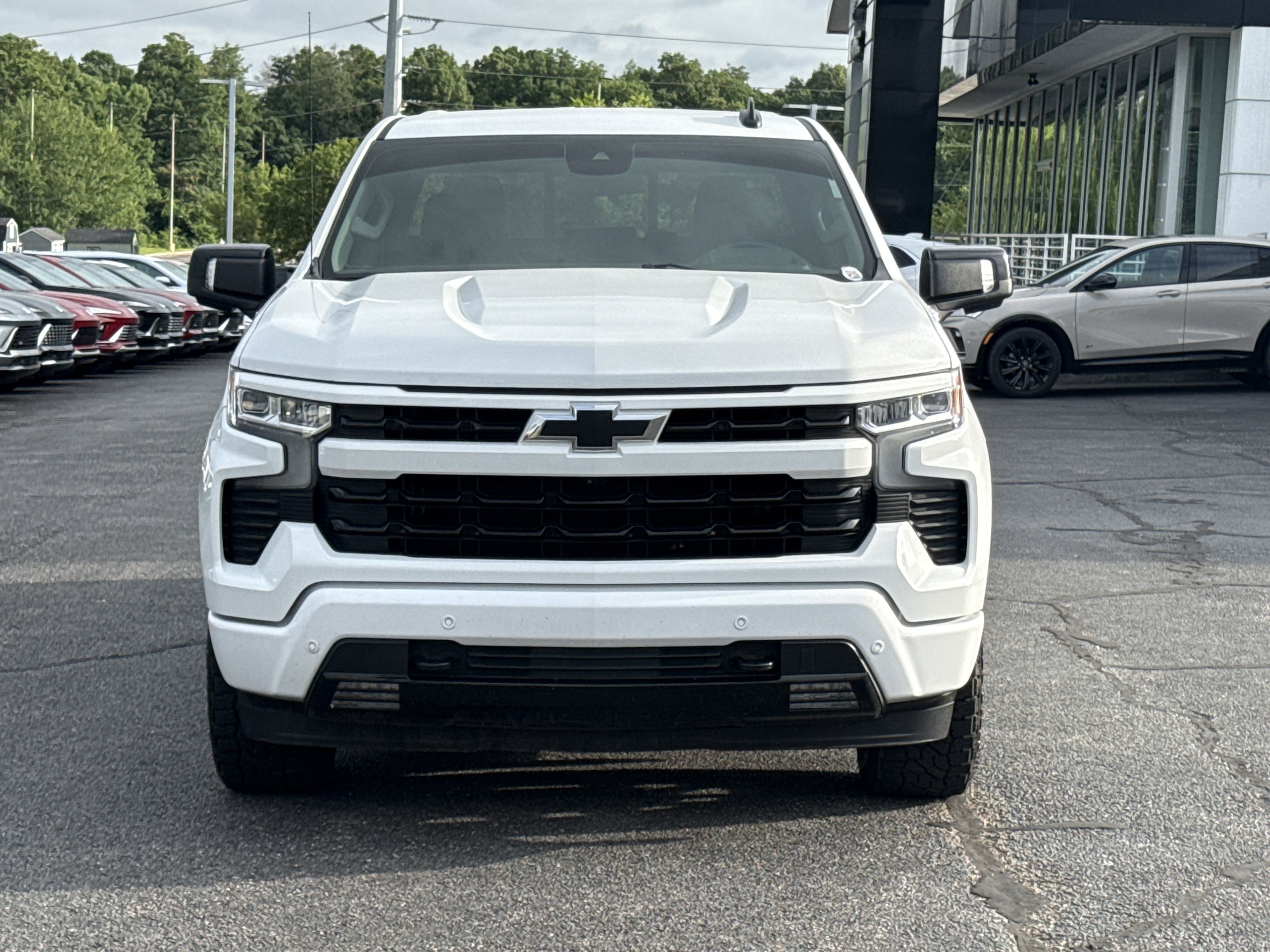 Used 2024 Summit White Chevrolet RST image 15