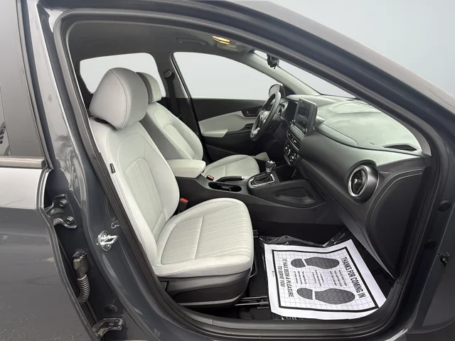 Used 2023 Gray Hyundai SEL image 26